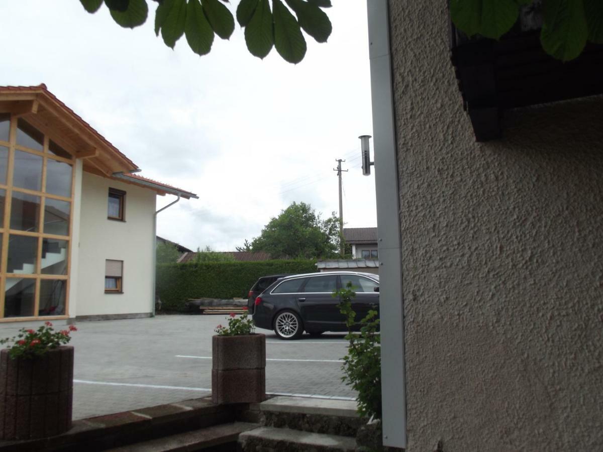 Gaestehaus Hubertus Bad Aibling Extérieur photo